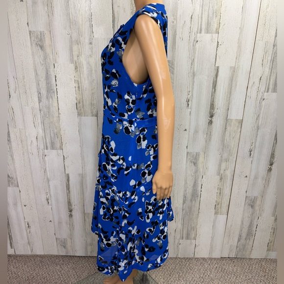 CAbi Untamed Electric Blue Floral Asymmetrical‎ Hem Dress - Picture 7 of 14